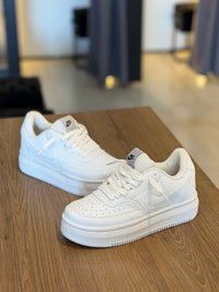 TÊNIS NIKE COURT VISION BRANCO