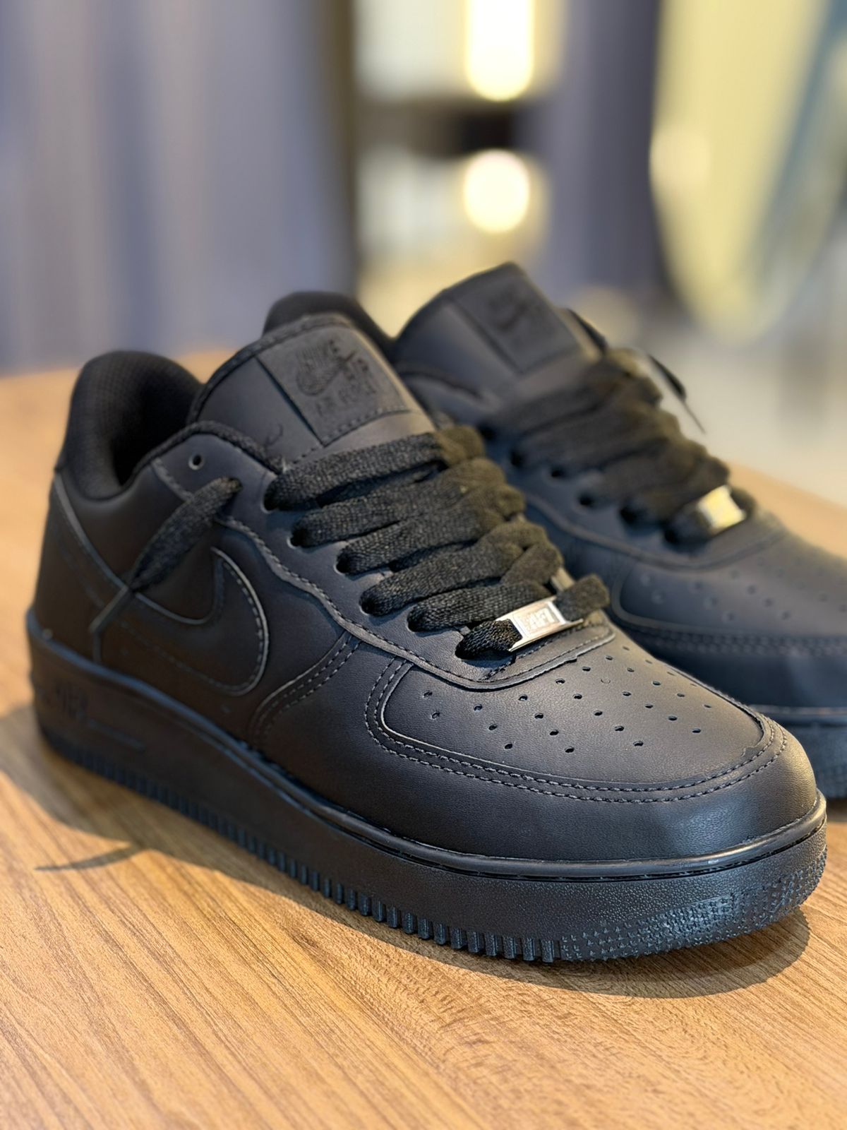 TÊNIS NIKE AIR FORCE 1 PRETO