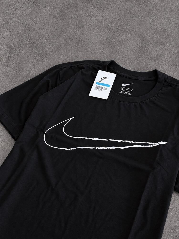 CAMISETA NIKE FACÃO PRETA