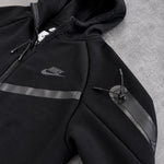 BLUSA NIKE TECH FLEECH PRETA