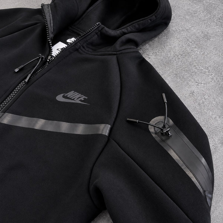 BLUSA NIKE TECH FLEECH PRETA