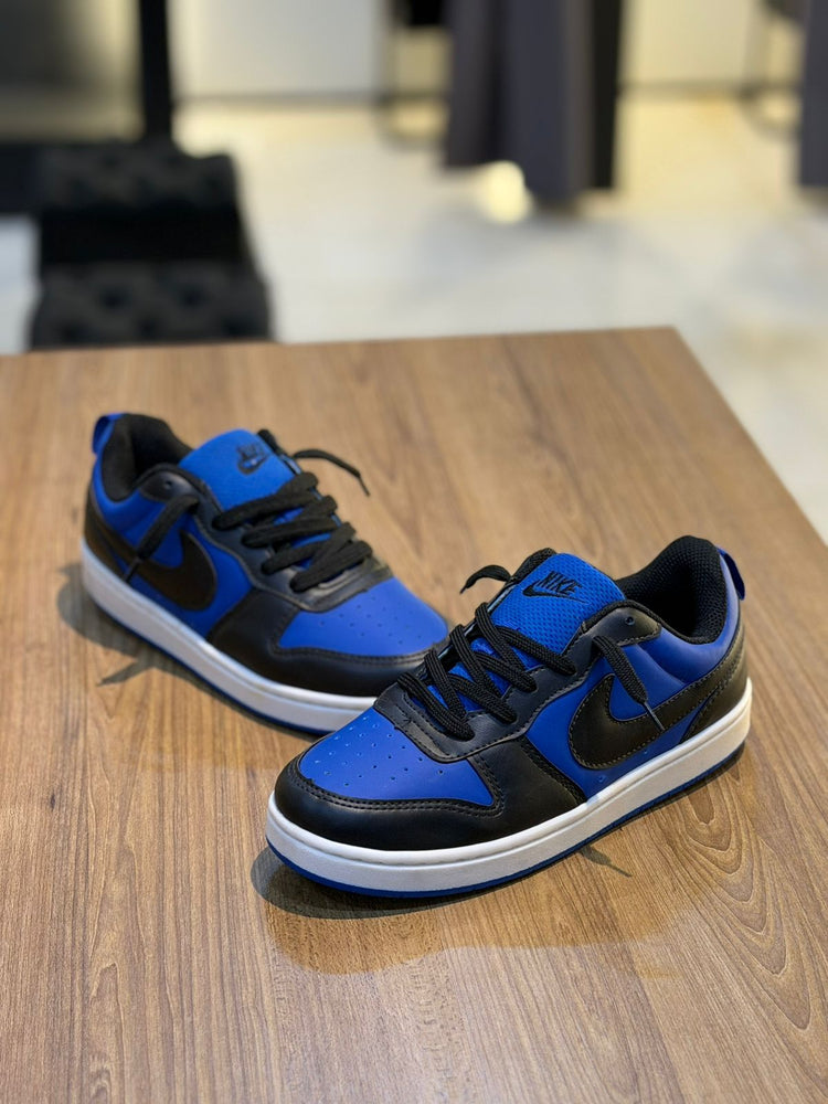 TÊNIS NIKE BORUGH TRADICIONAL AZUL/PRETO
