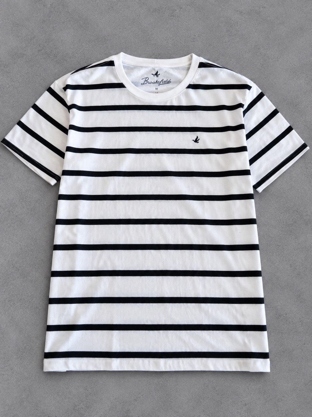 CAMISETA BROOKSFIELD BRANCA LISTRA PRETA