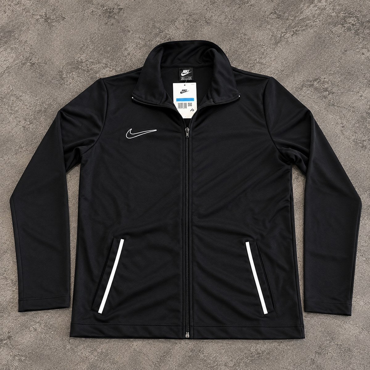 NIKE DRY PRETA/BRANCA