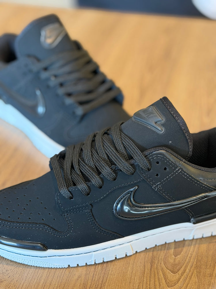 TÊNIS NIKE TWIST PRETO/BRANCO
